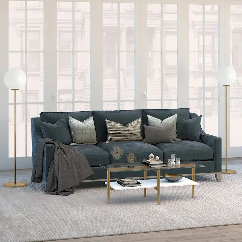 Table basse glamour mi-siècle, structure dorée et plateau en verre
